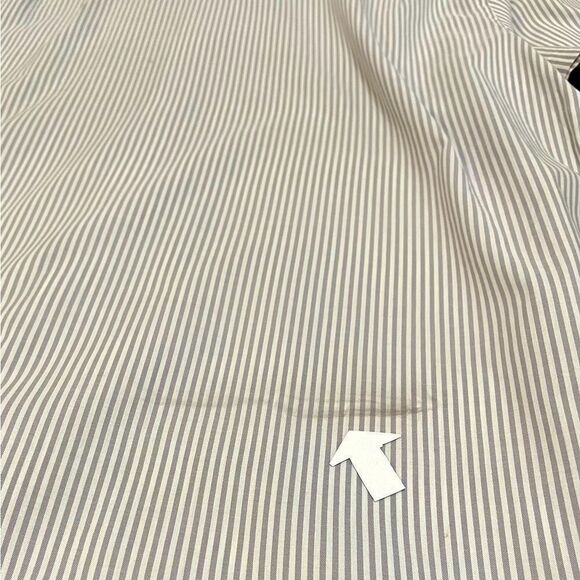 Club Monaco Men’s Button Down Shirt Size Large. - Picture 6 of 7